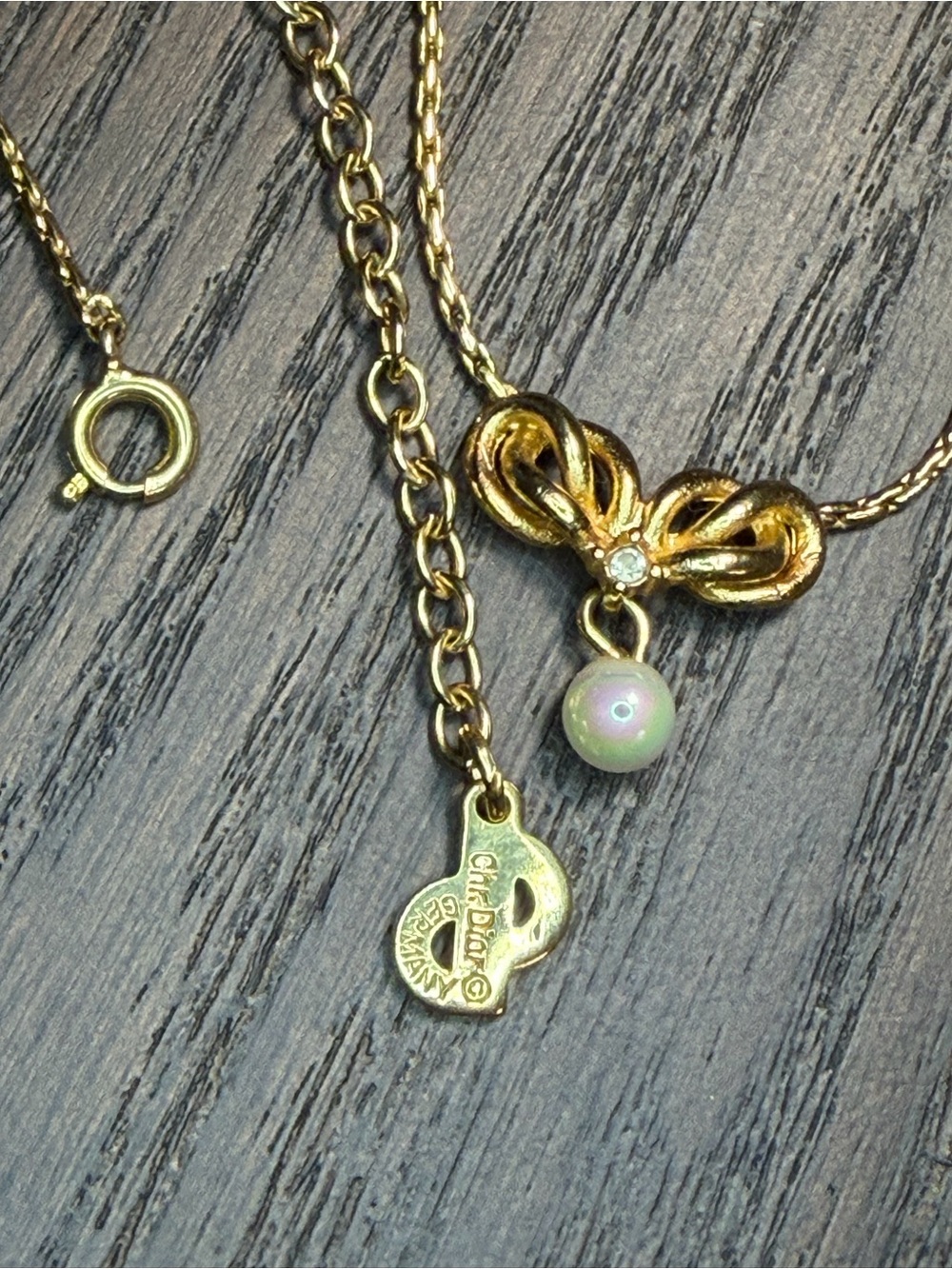 Dior Gold Bow Necklace with White Pearl Drop - Picture 3 of 6